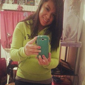 Meet your Posher, Elisabet